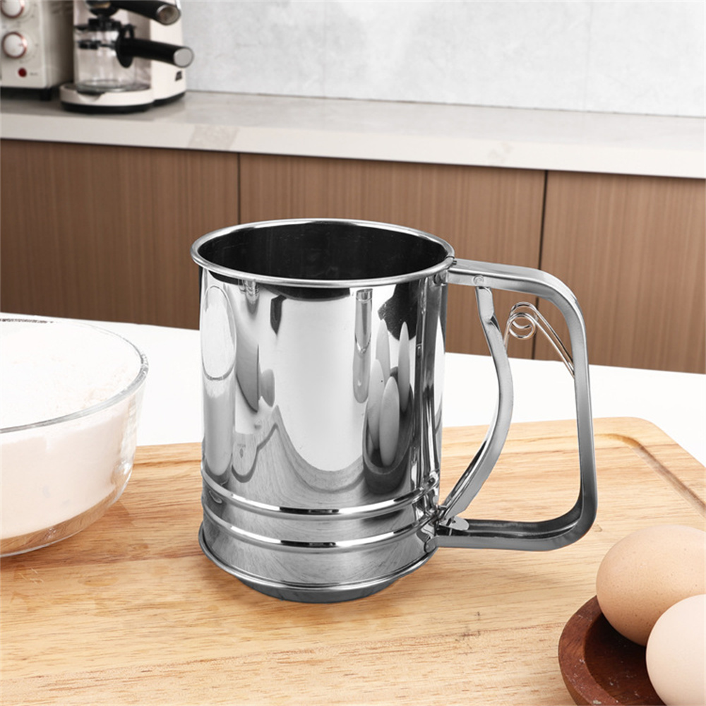 1/2個入り ステンレス製粉ふるい 片手プレス クランク式粉 - Kitchen Baking Essentials のレビューと価格