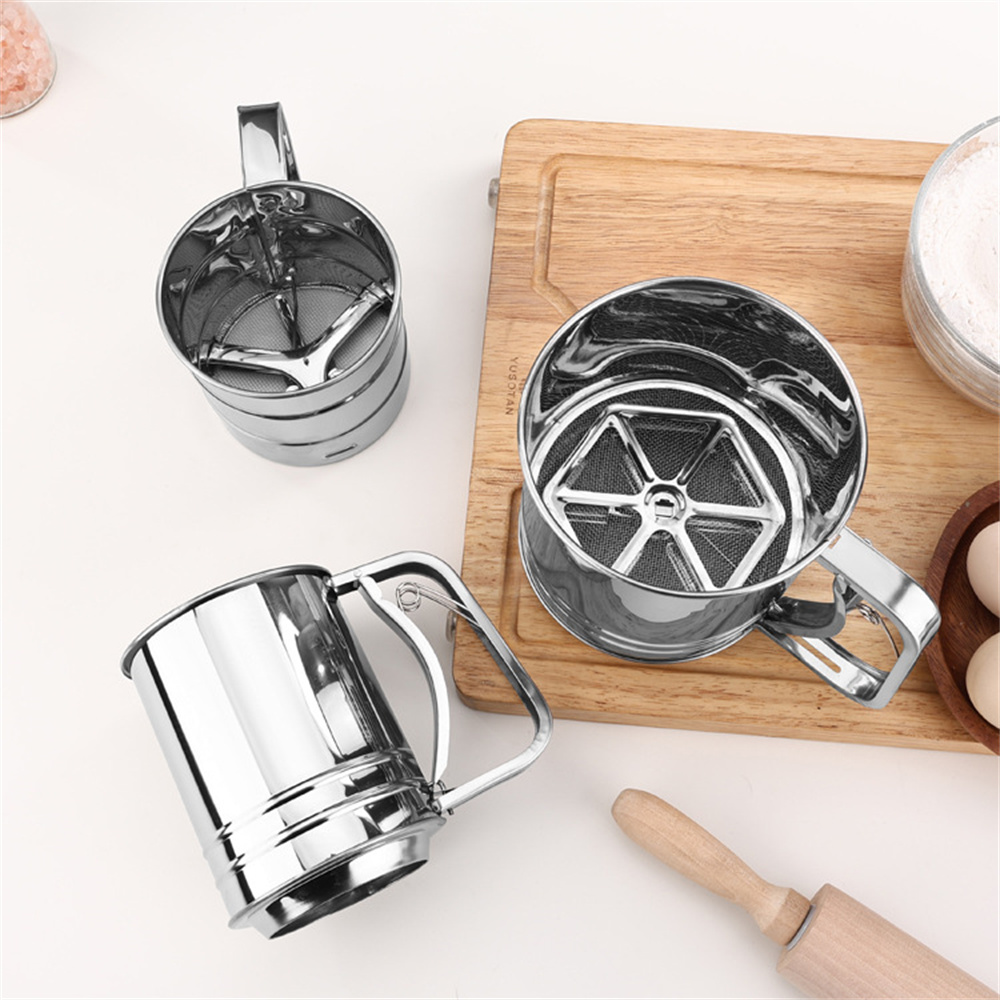 1/2個入り ステンレス製粉ふるい 片手プレス クランク式粉 - Kitchen Baking Essentials のレビューと価格